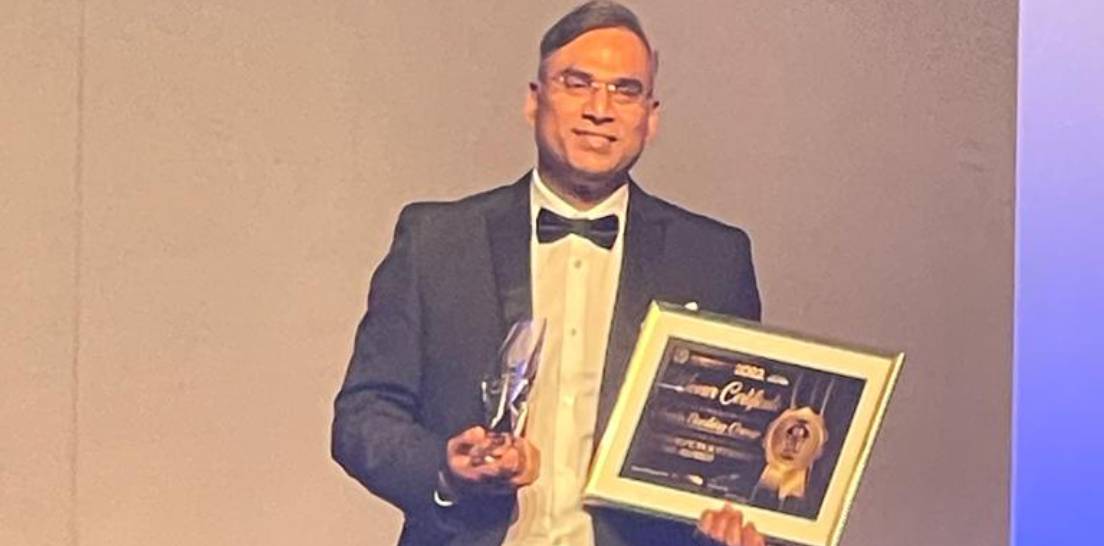 Manoj Gupta receiving an award for excellence in Technology and Innovation at European Software Testing Awards at London, United Kingdom 